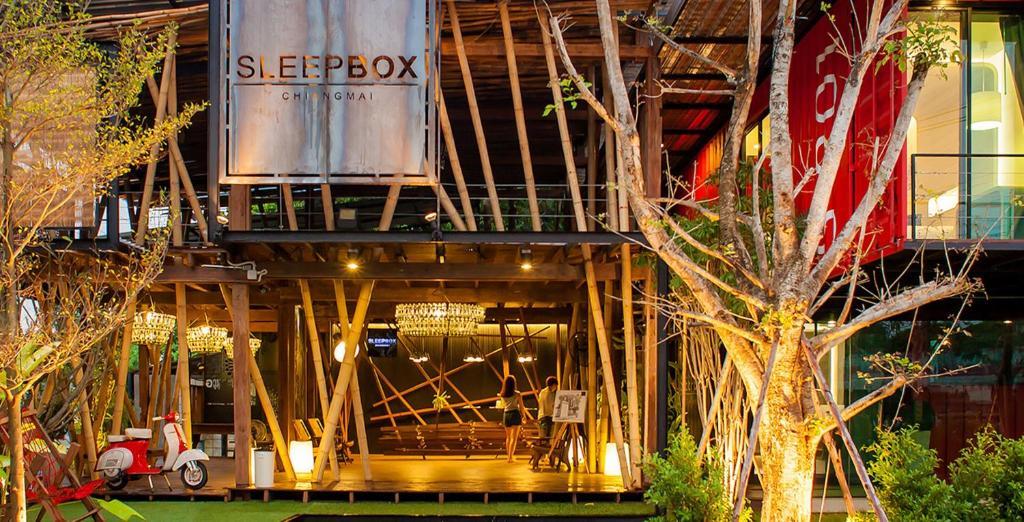 Sleepbox Chiangmai Hotel Chiang Mai Exterior foto